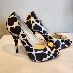Heart Hello Kitty Patterned Black and White Women's Heels